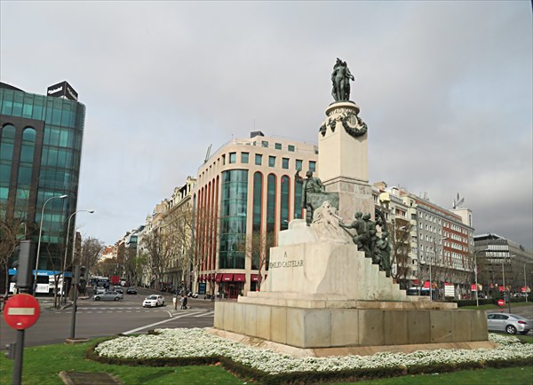024-Памятник Кастелару